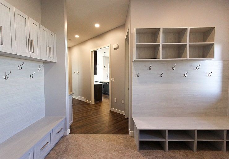 Mountain View Home — mudroom storage