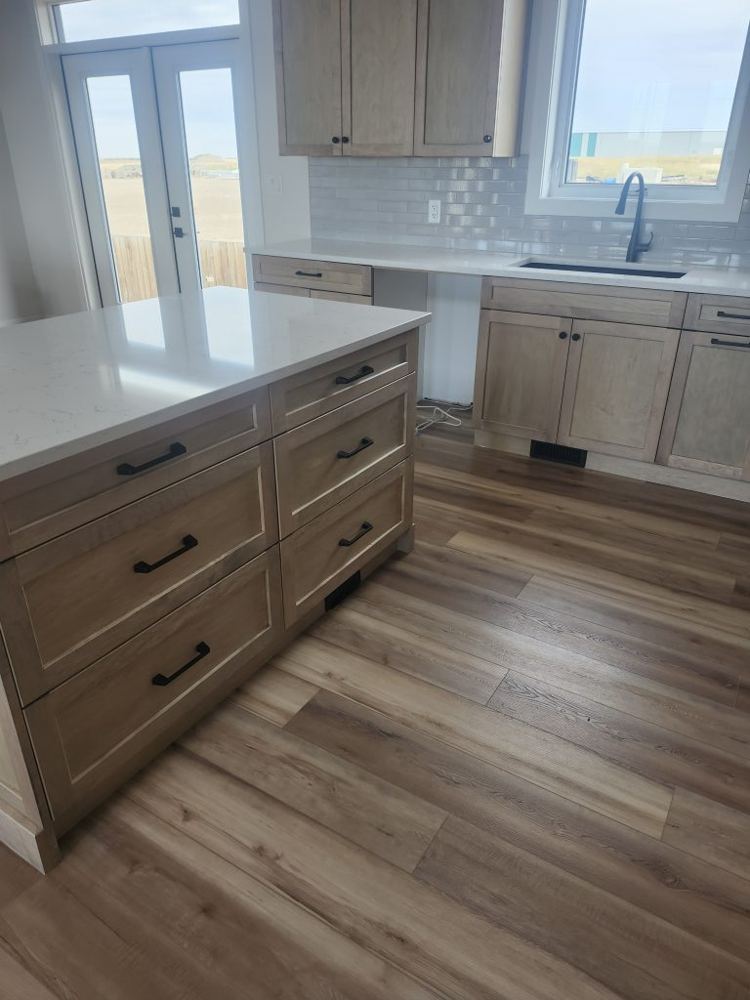 Kitchen island and cabinetry detail