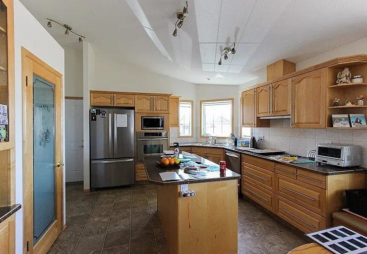 Renovation before — original kitchen layout prior to the transformation