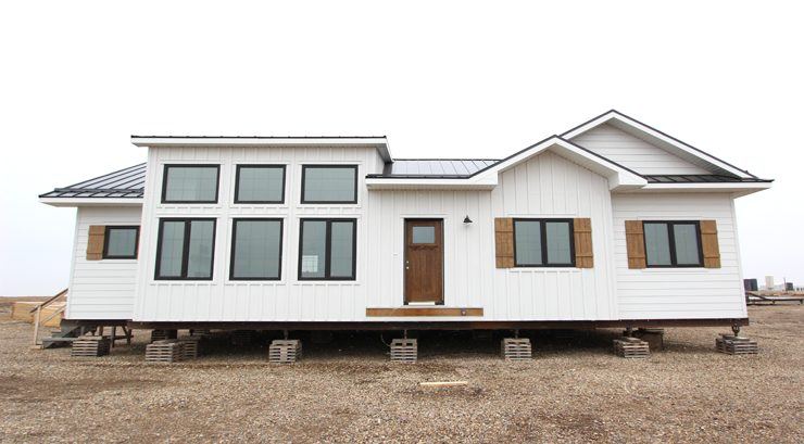 Custom Everest II RTM exterior