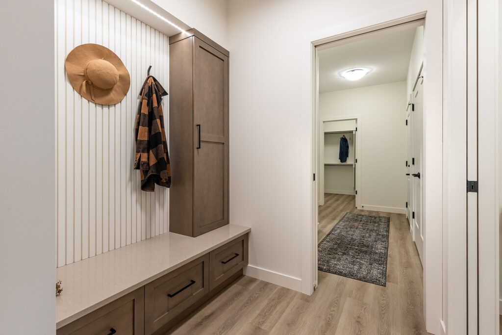 124 Hamptons Cres SE