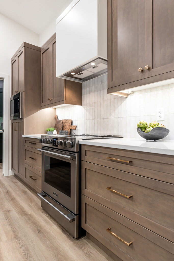 124 Hamptons Cres SE